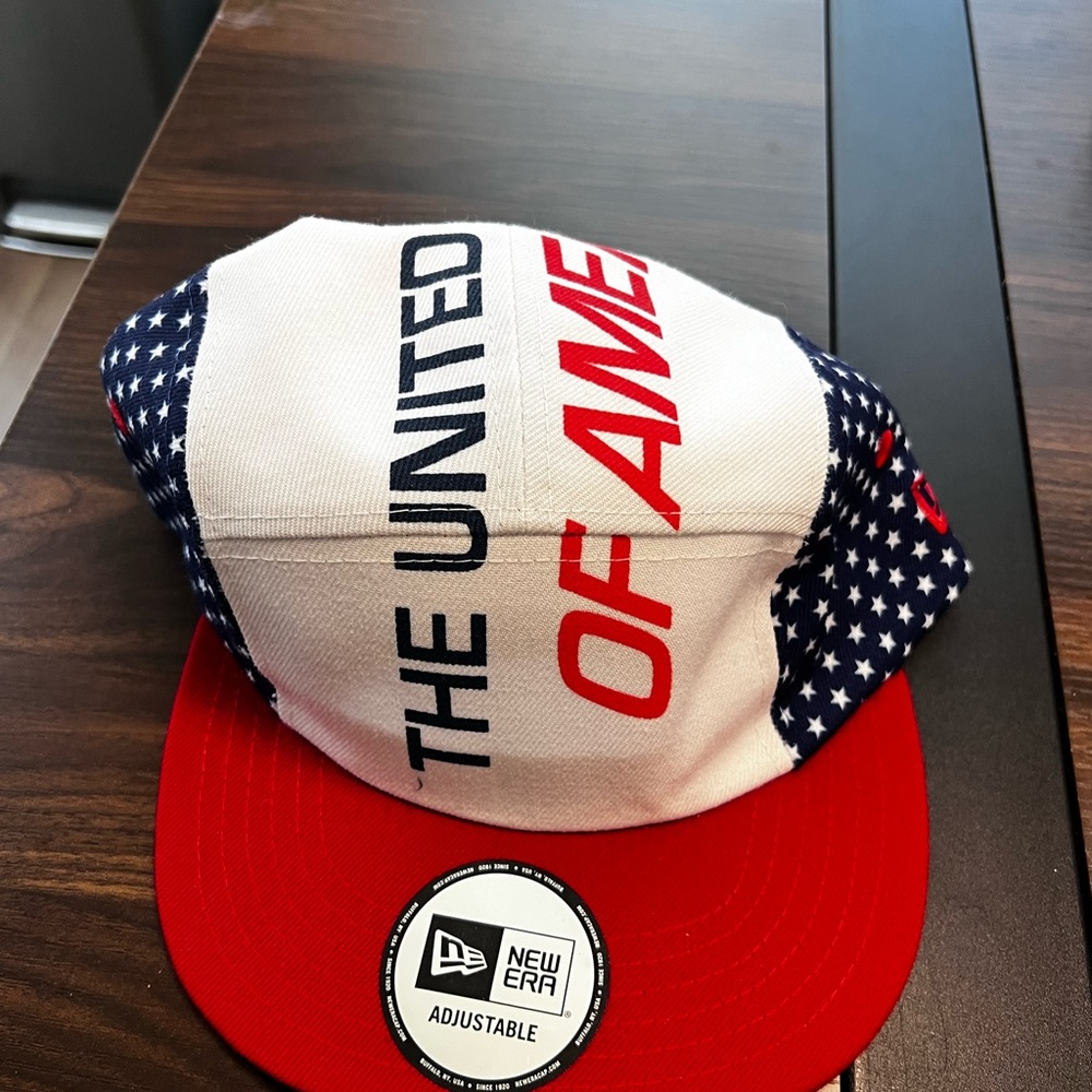 New Era Red and Blue Star Cap NWT